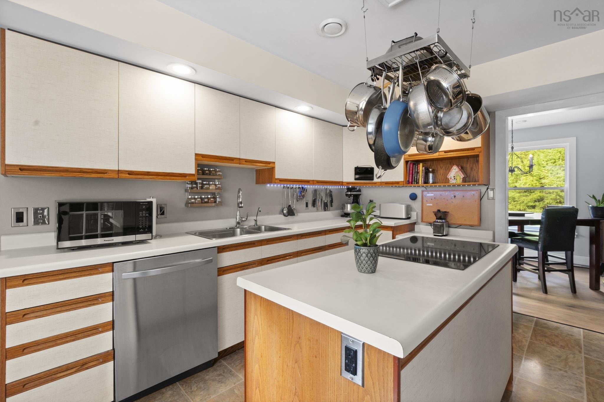 View image 17