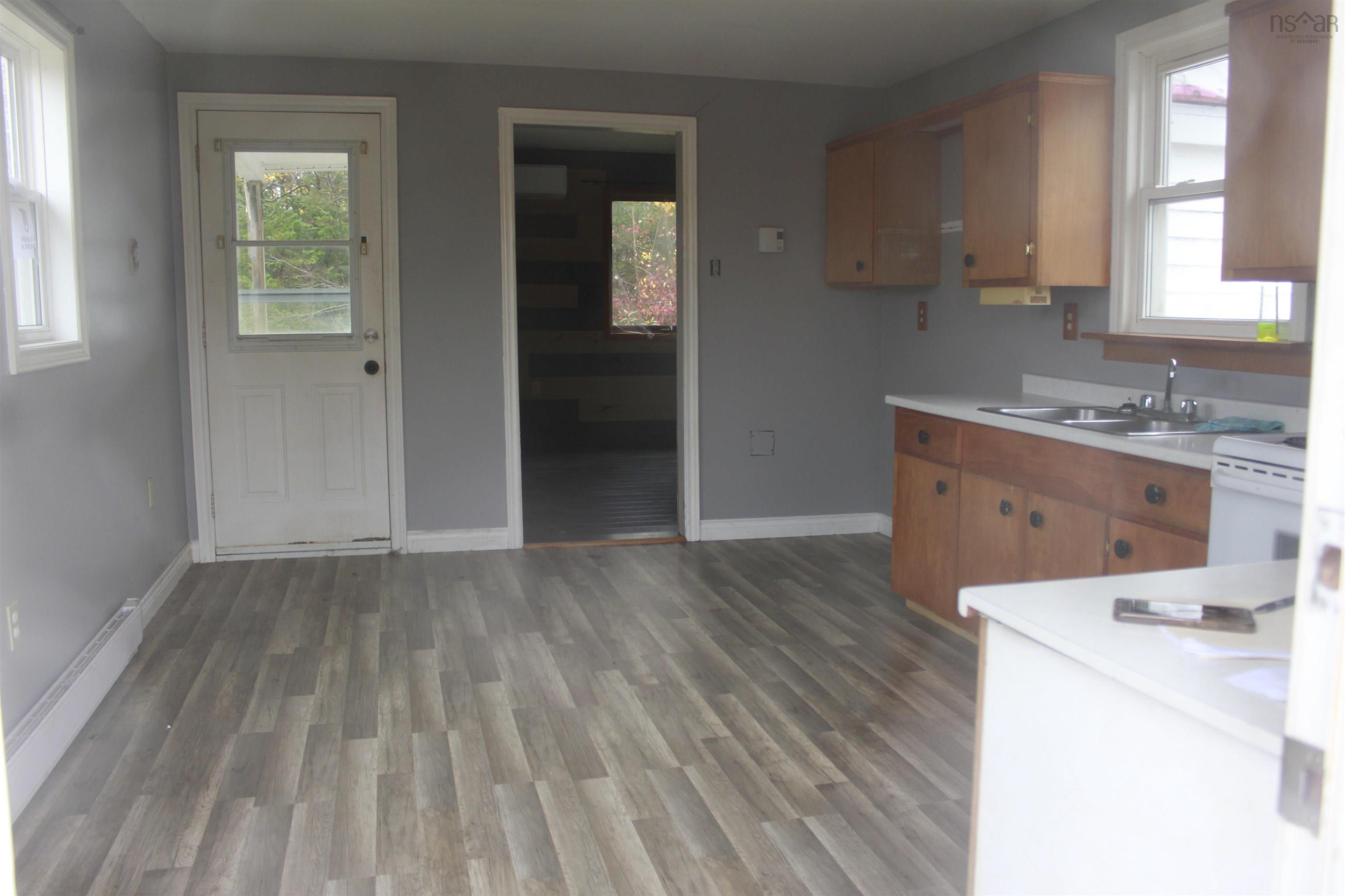 View image 21