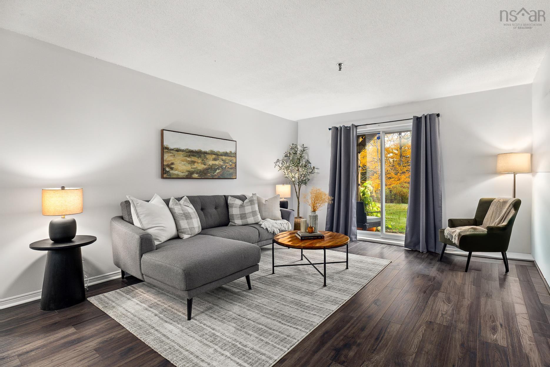 Thumbnail image for 137 9 Forest Hills Parkway MLS<sup>®</sup> 202526389