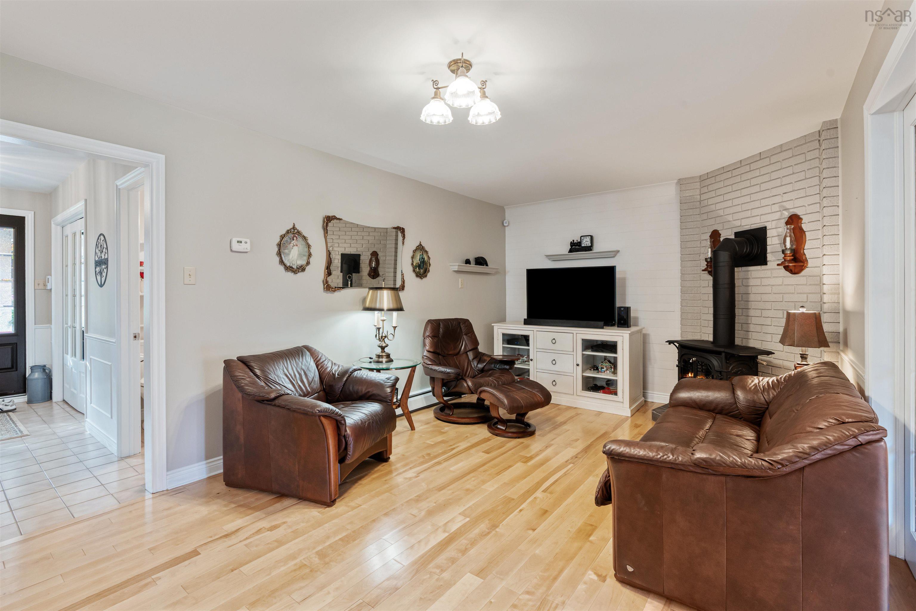 View image 21