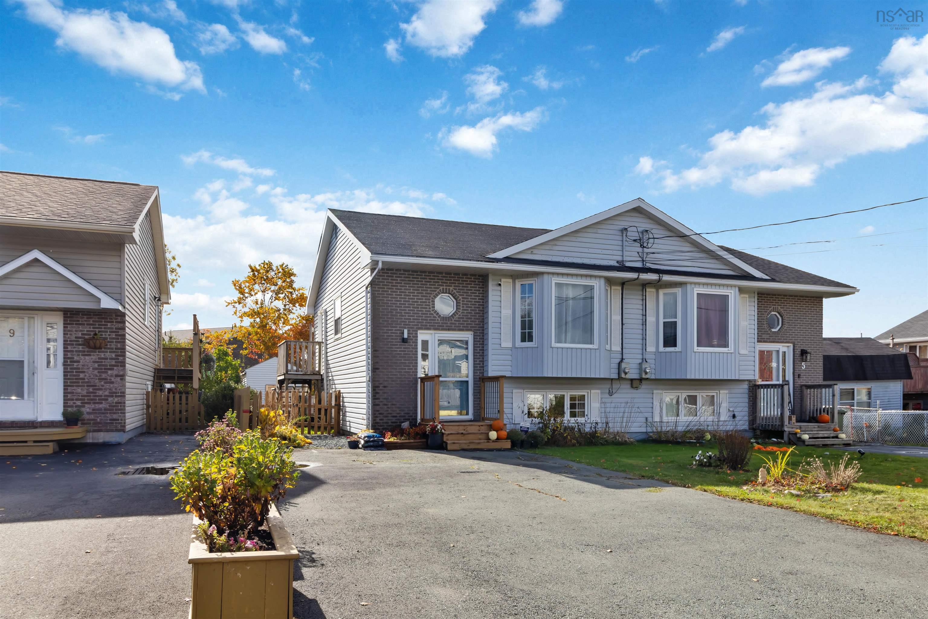 View image 11