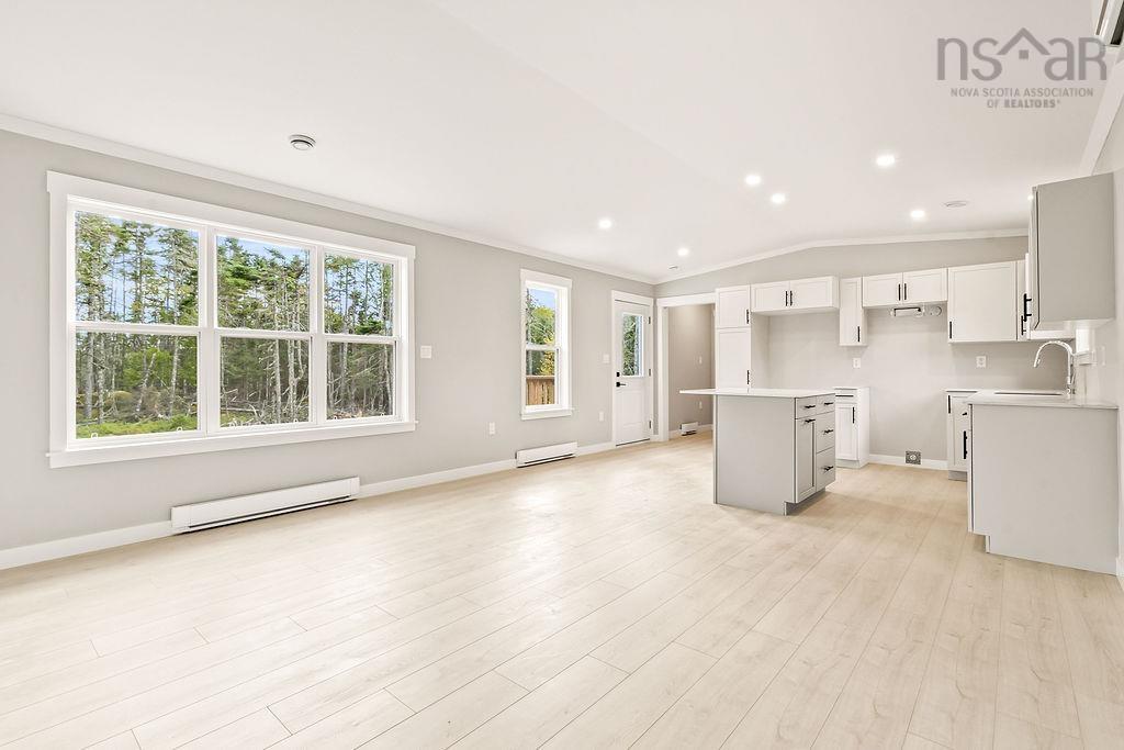 Thumbnail image for 2 Indian Road MLS<sup>®</sup> 202526521