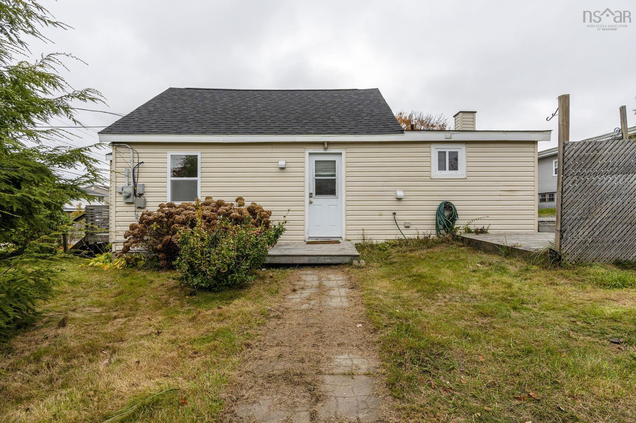 View image 18