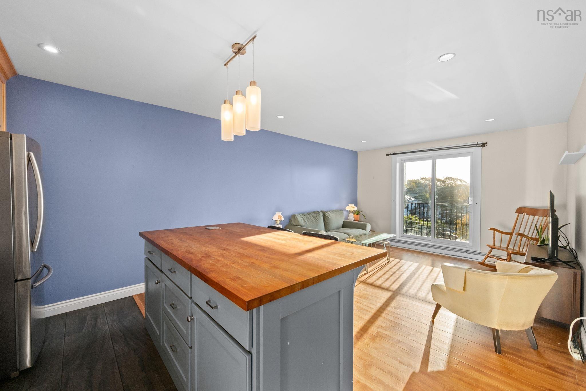 Thumbnail image for 310-7 Jamieson Street MLS<sup>®</sup> 202526536