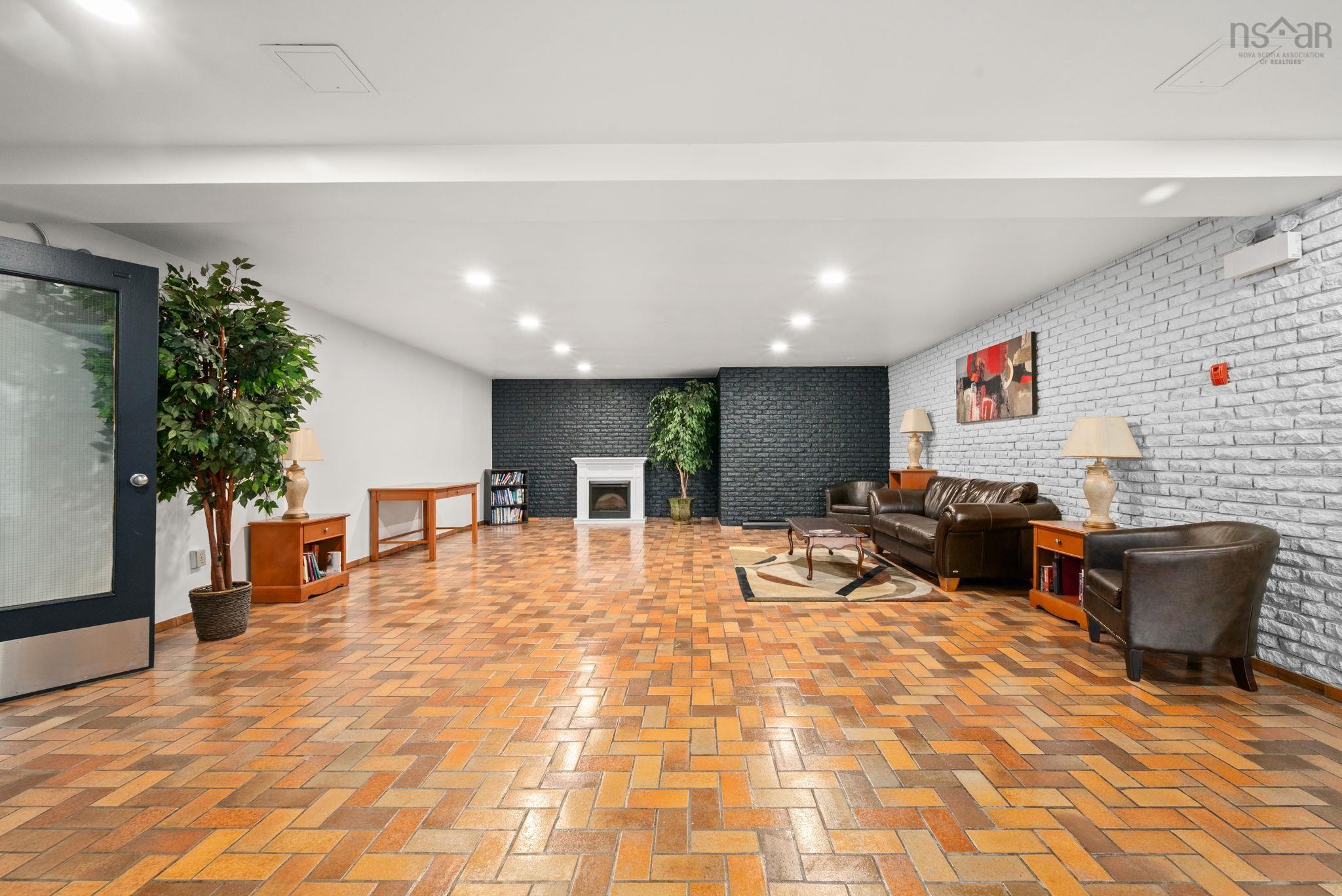 View image 19