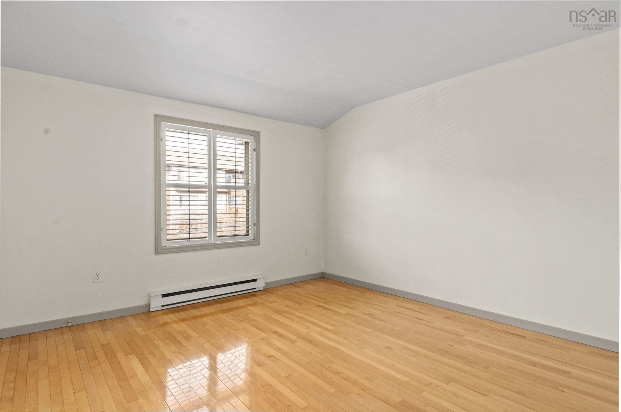 View image 8