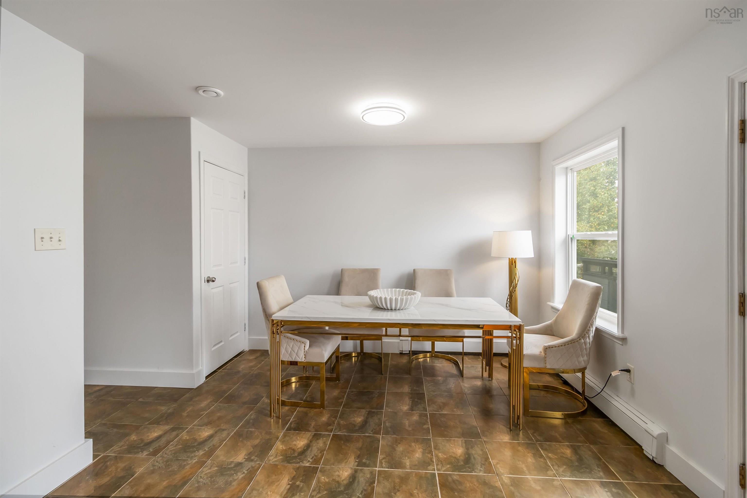 Thumbnail image for 260 SHEPPARDS Run MLS<sup>®</sup> 202526684