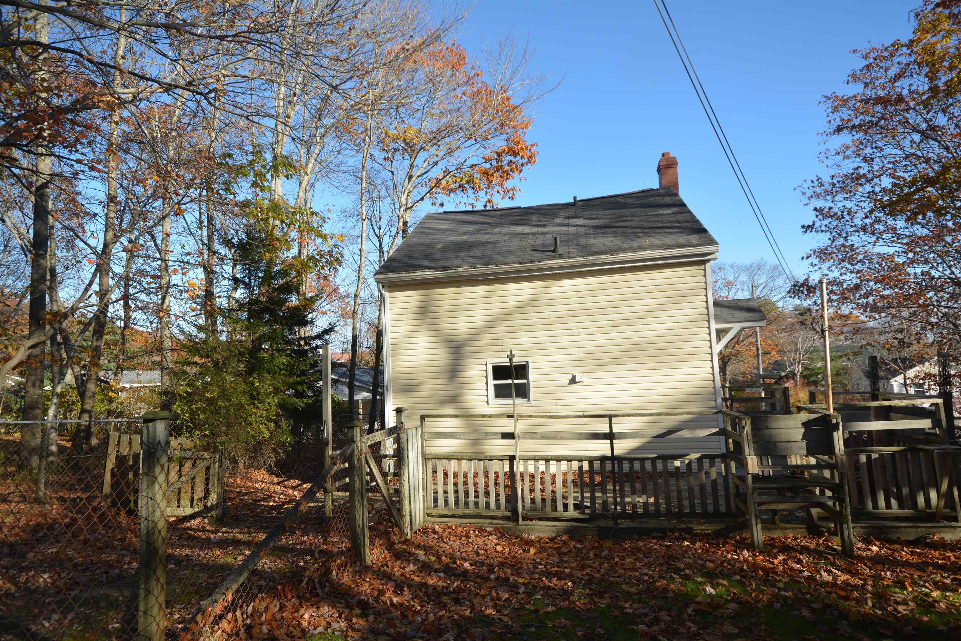 Thumbnail image for 6 Nelson Avenue MLS<sup>®</sup> 202527225