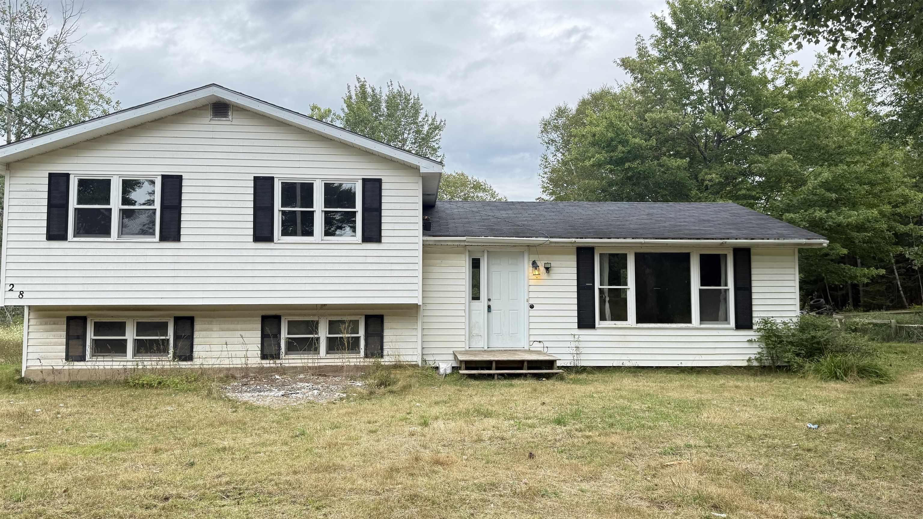 Thumbnail image for 28 Rhines Road MLS<sup>®</sup> 202527475