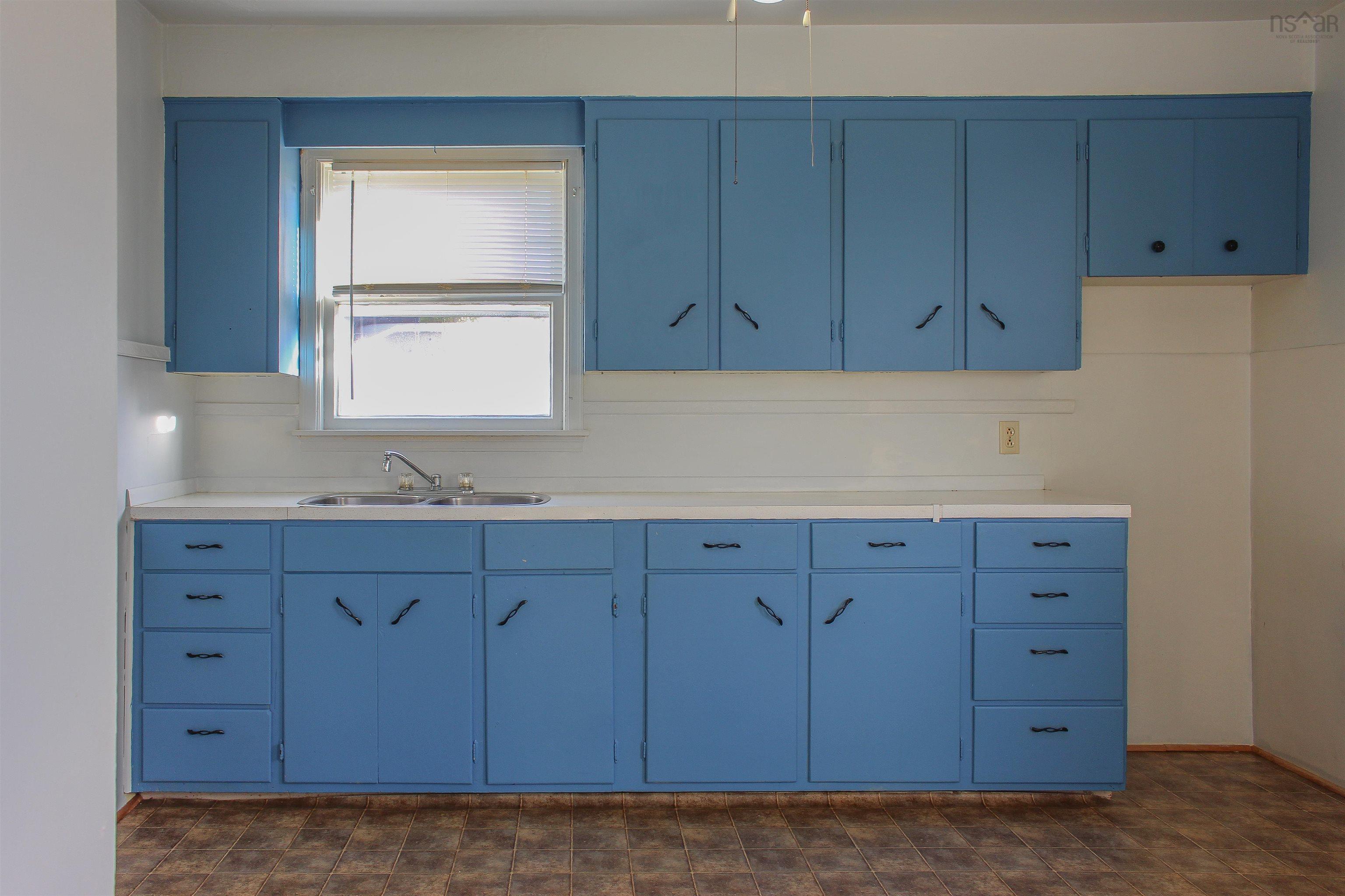 Thumbnail image for 3 Lloyd Drive MLS<sup>®</sup> 202527953