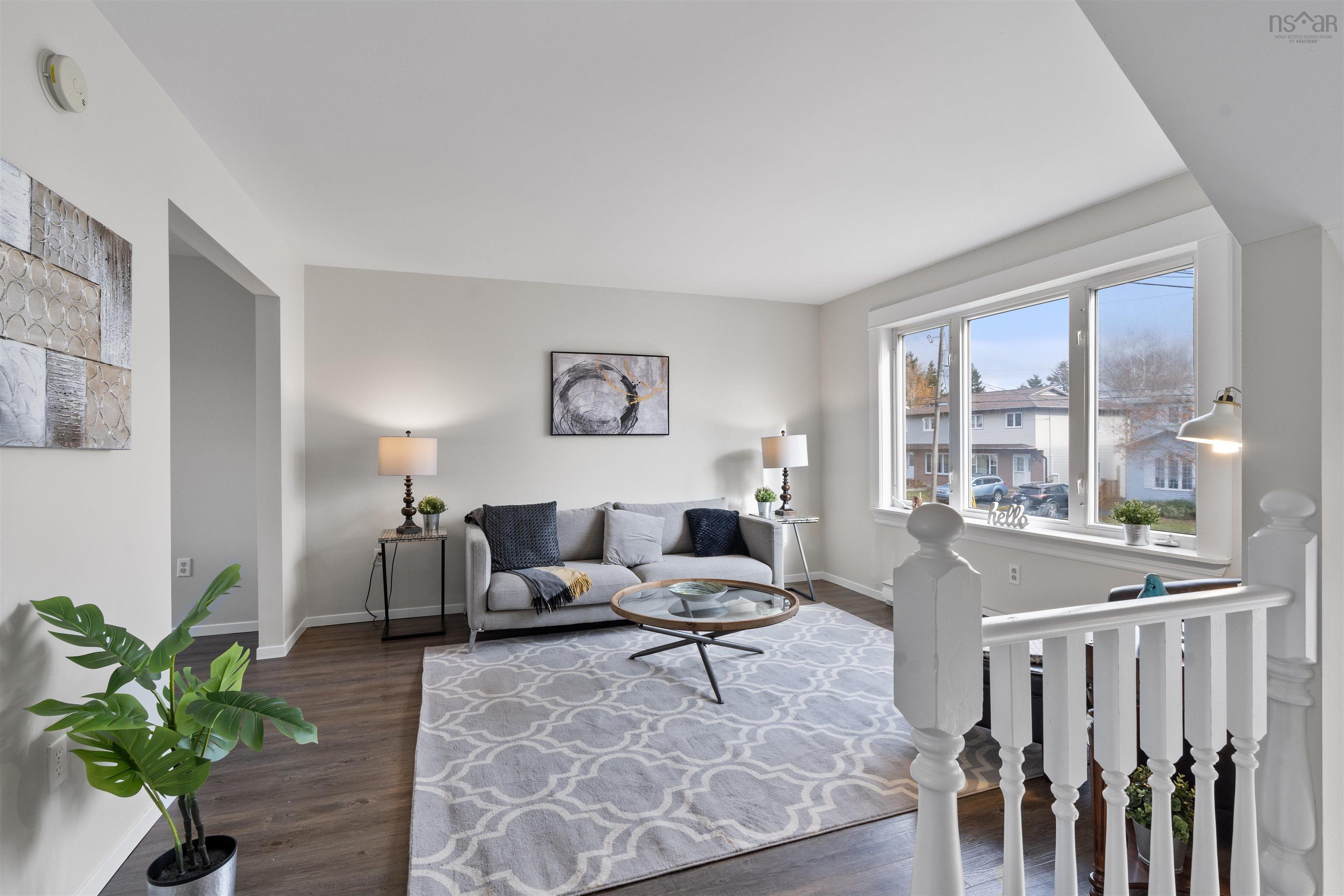 Thumbnail image for 1 Viscaya Place MLS<sup>®</sup> 202528074